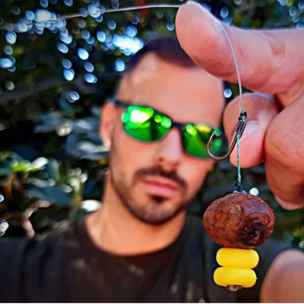CARP BAIT MAICES XL INMORTAL EN AROMA MONSTER CRAB - Imagen 2