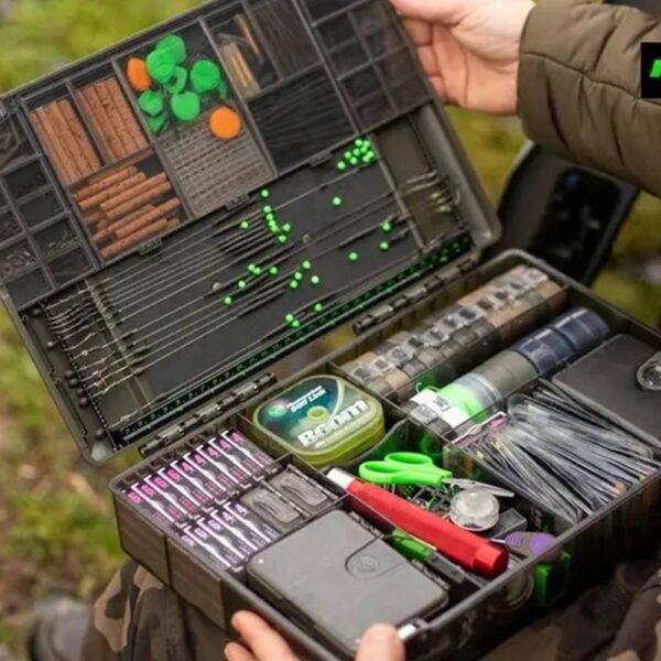 KORDA TACKLE BOX LARGE CON ALICATES DE REGALO - Imagen 2