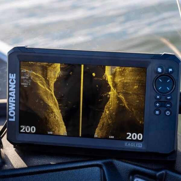 Lowrance EAGLE 9 con transductor TripleShot HD - Imagen 2