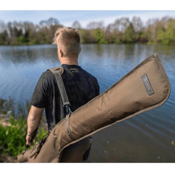 AVID CARP COMPOUND DOUBLE ROD SLEEVE 10' funda dos cañas con correa para el ombro - Imagen 4