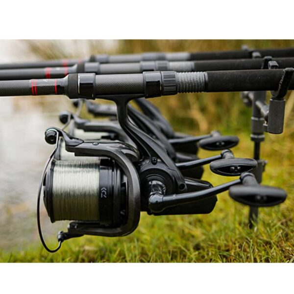 CARRETE DAIWA CROSSCAST 45 SCW 5000 LD QD (Nuevo 2025) - Imagen 2